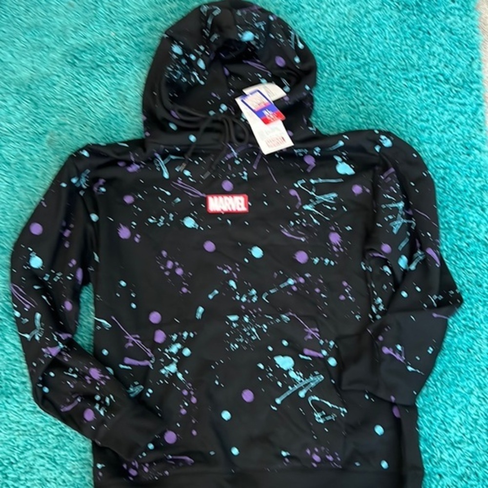 Marvel hoodie new made in Japan, 3L (men small)